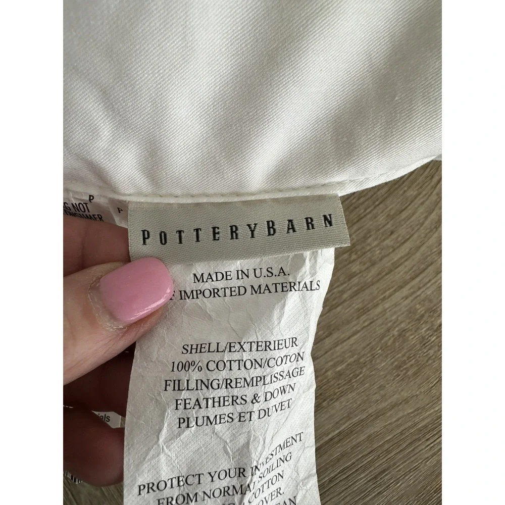 Pottery Barn Painted Holly Branch Lumbar pillow cover 16x26